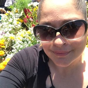 Meet your Posher, Blanca